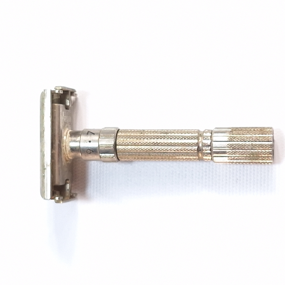 Vintage 1961 Gillette Adjustable Fat Boy Safety Razor - Picture 6 of 9